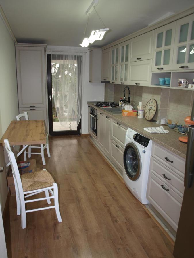 Amavera Apartment Тыргу-Жиу Экстерьер фото