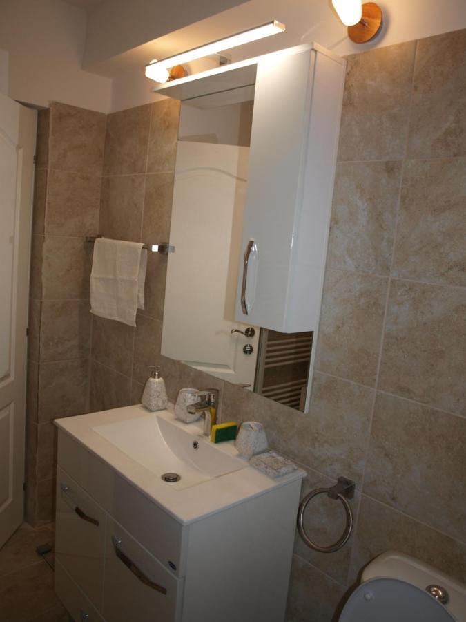Amavera Apartment Тыргу-Жиу Экстерьер фото